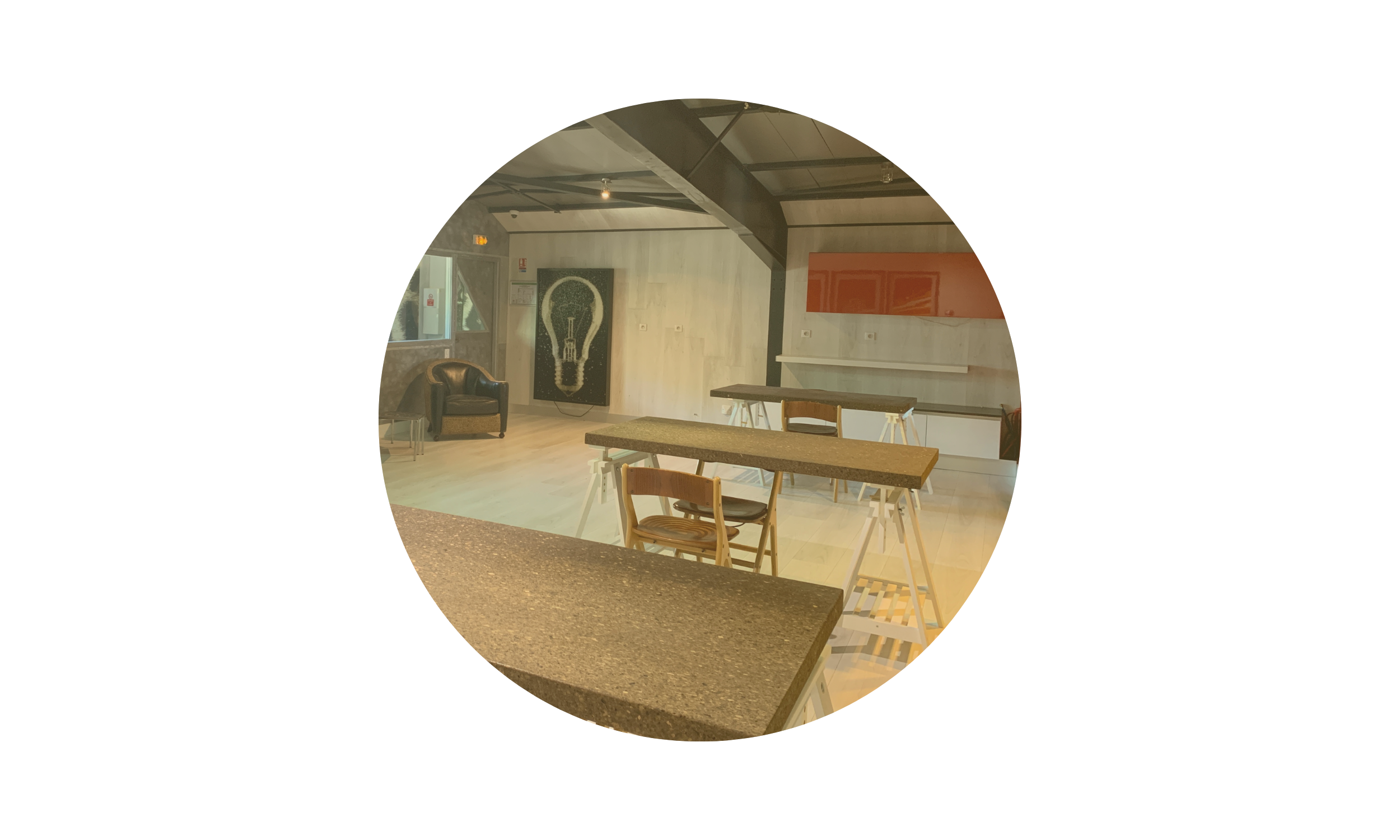 Edifils espace Totem _ Mobilier et aménagements